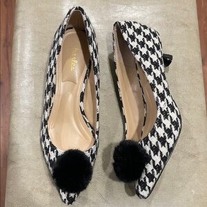 Charles By Charles David Heels with Black Pom-Pom